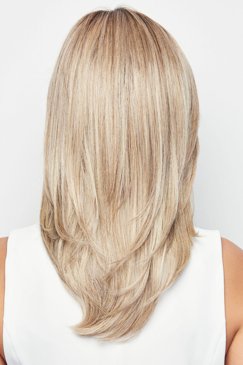 Petite Golden Pecan Wigs F9372