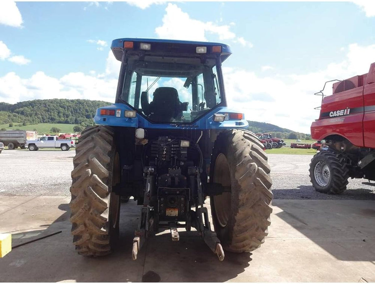LED Tractor Cab Light 12V Flood Off-Road Light O2403