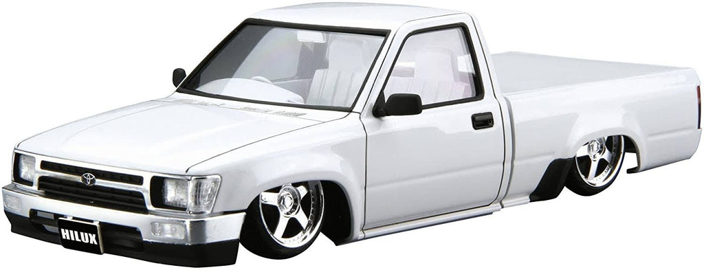 1/24 Scale Hilux Kit X98462
