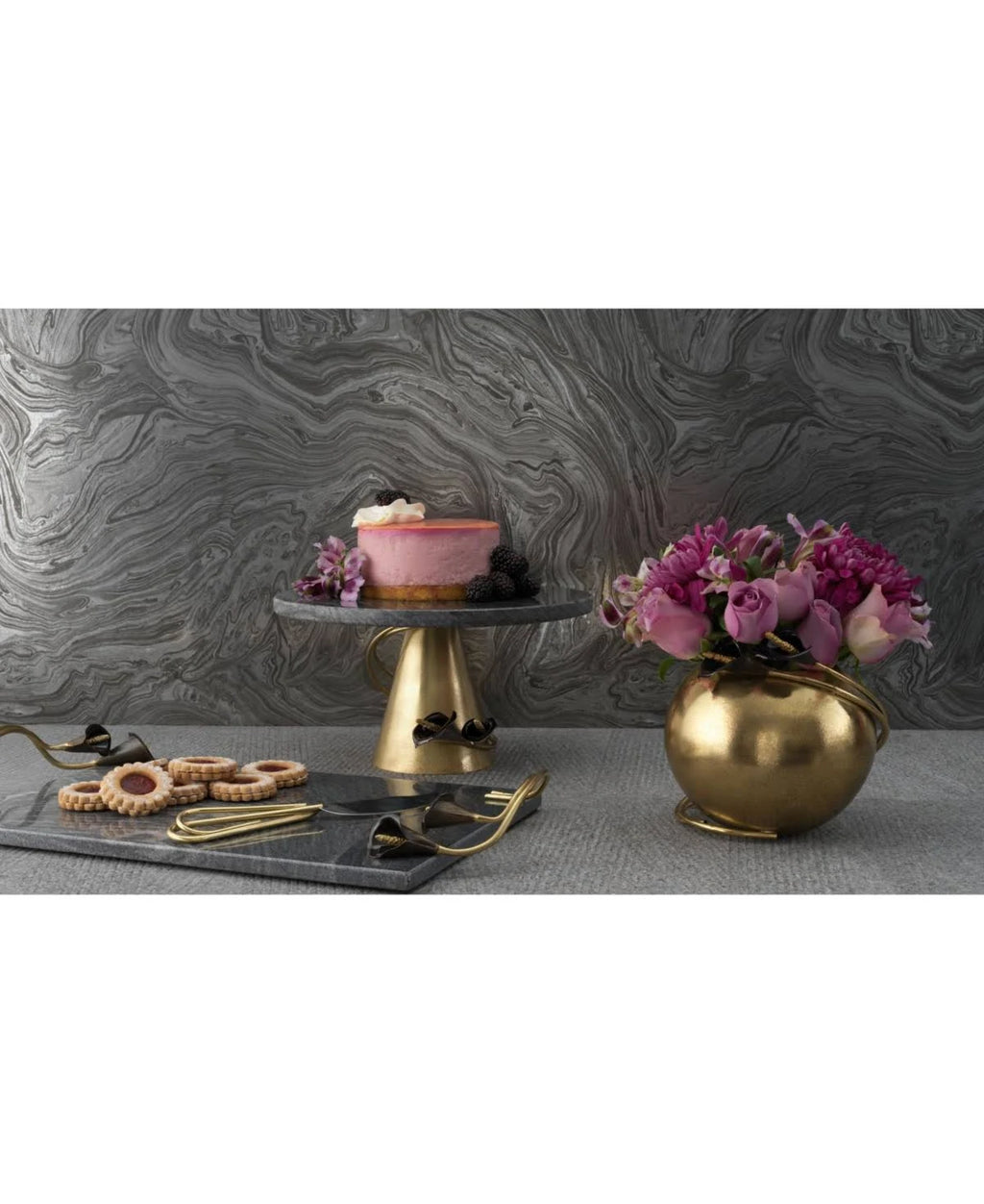 Calla Lily Cake Stand T95475