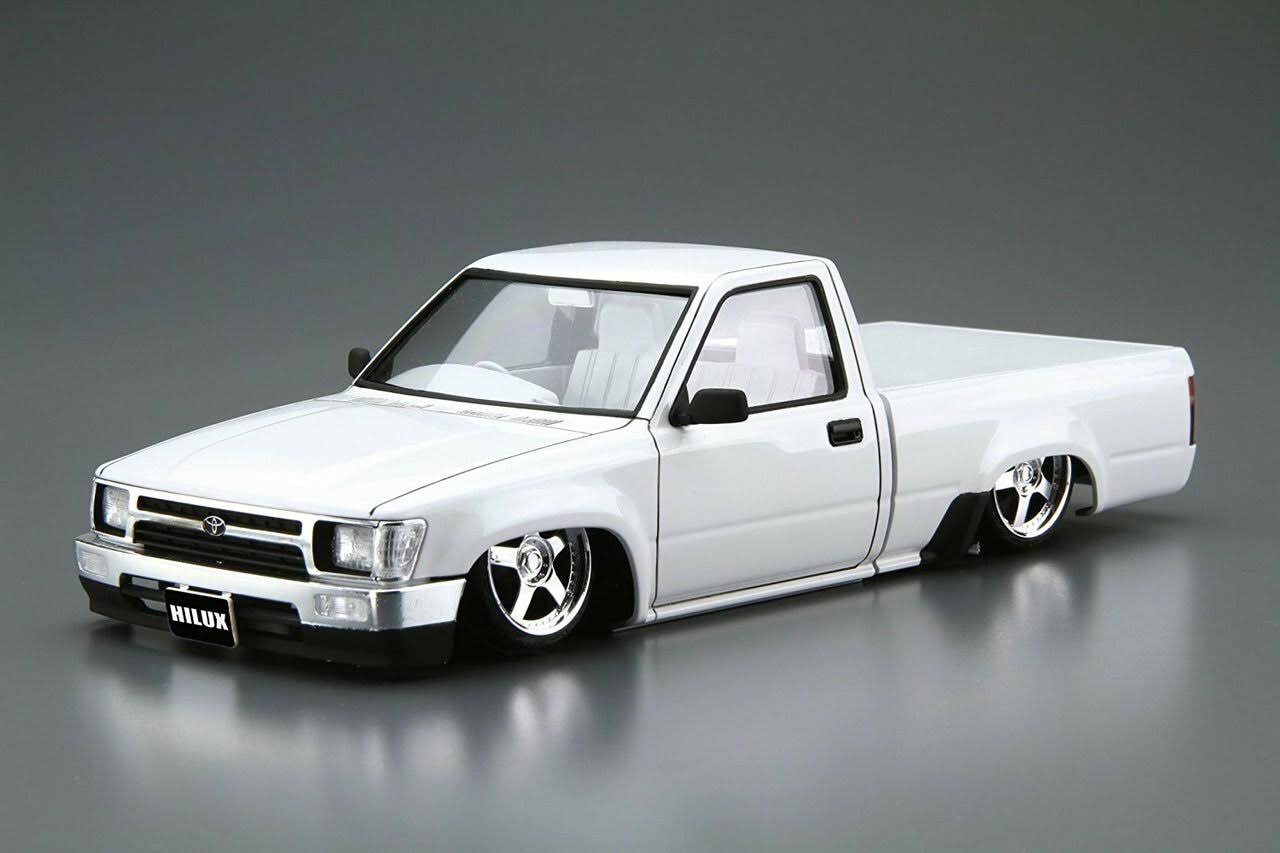 1/24 Scale Hilux Kit X98462