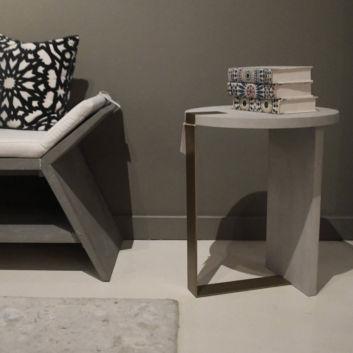 Light Grey Shagreen Side Table F751