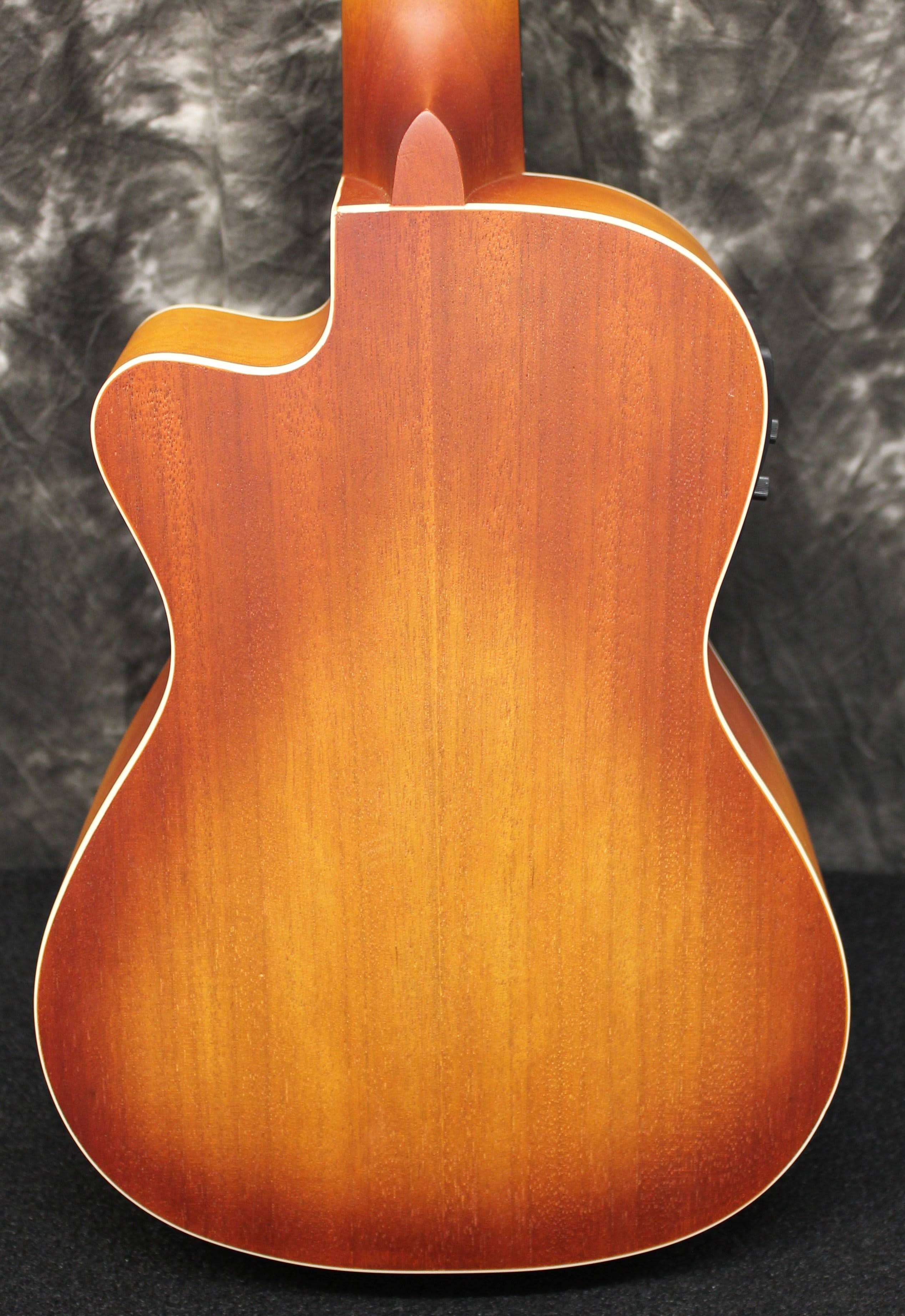 Concert Ukulele Sunburst V687