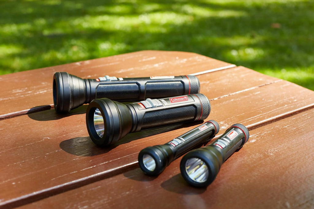 350-Meter 750 Lumen LED Flashlight P201