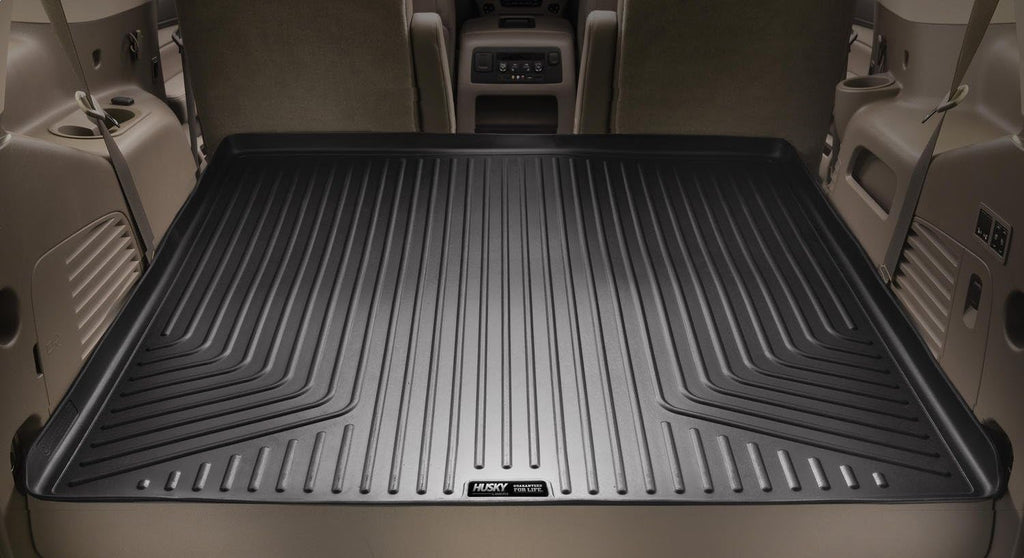 Black Cargo Liner W517
