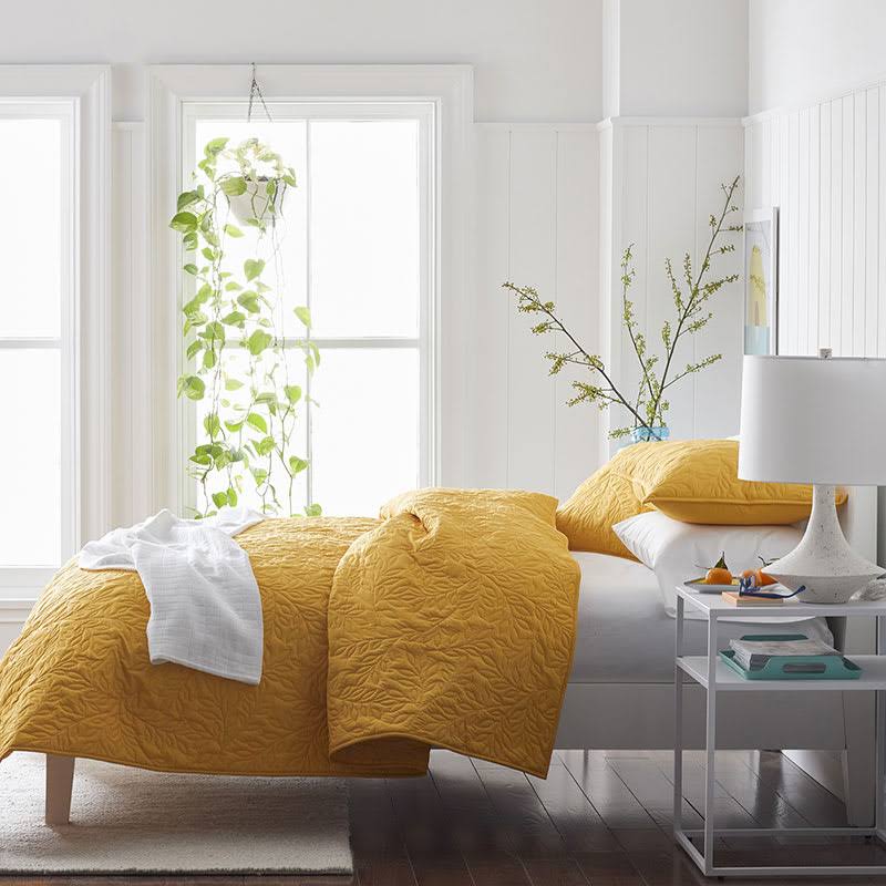 Mini Leaf Cotton Quilt Sun Yellow Size FQ Z658