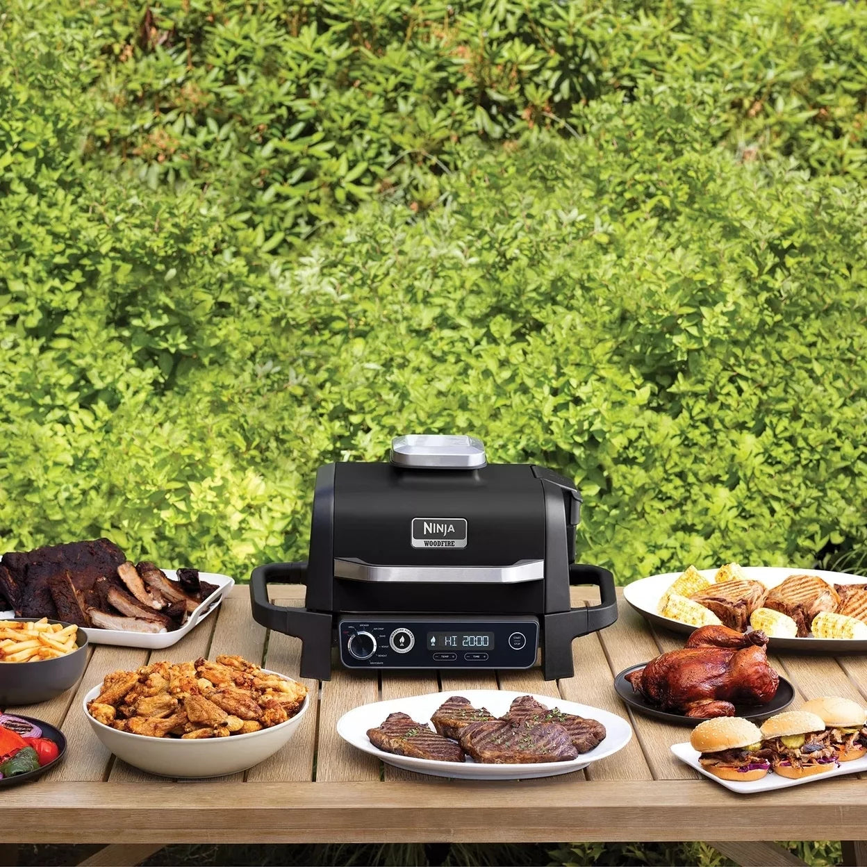 7-in-1 Outdoor Grill & Smoker K8070