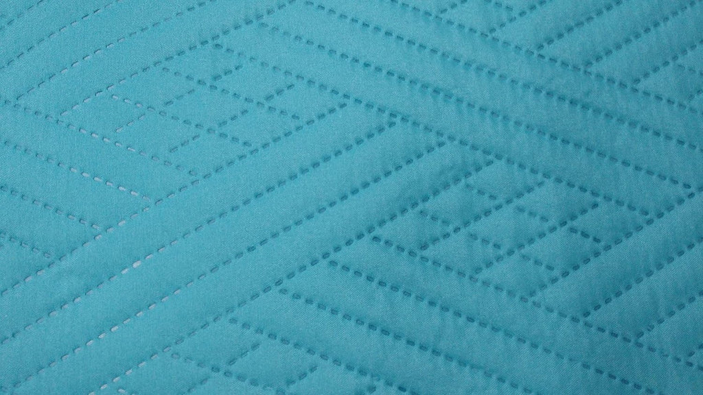 Turquoise Lagoon Light Blue Cal King 3-Pieces Quilt Set E319755