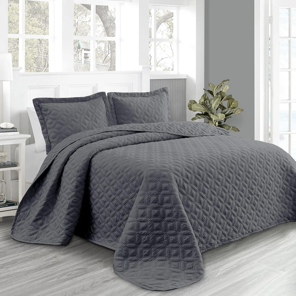 Oversized 3 Piece Reversible Bedspread Coverlet Set, King / Cal King, Taupe M385